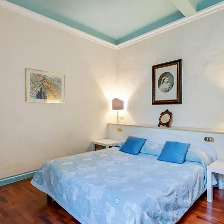 Apartment Pietre Dure Florence