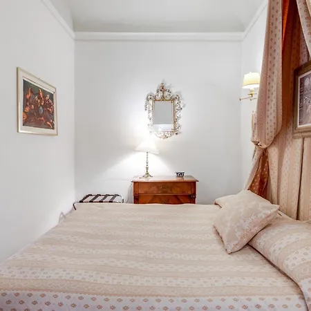Pietre Dure Apartamento *