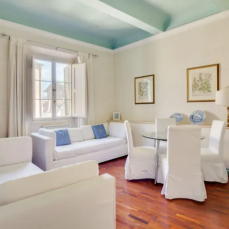 Pietre Dure Apartment Florenz